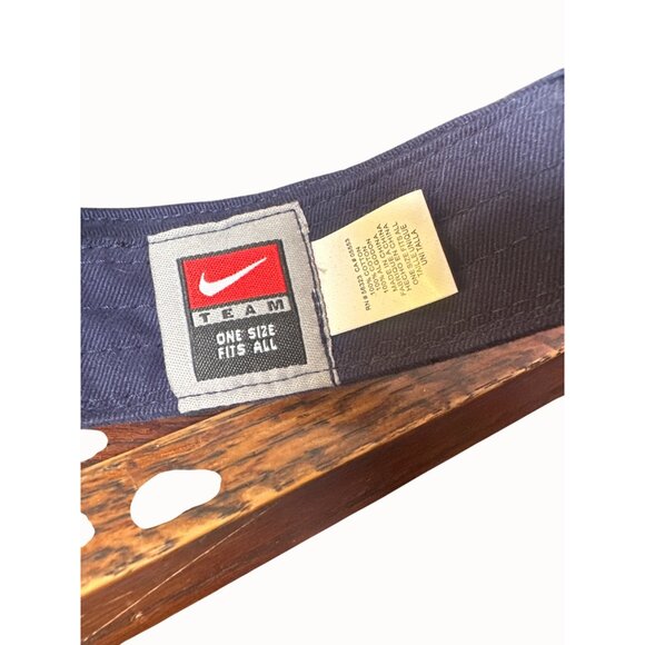 Nike Michigan Wolverines Adjustable Visor Cap embroidered UofM - Picture 6 of 7